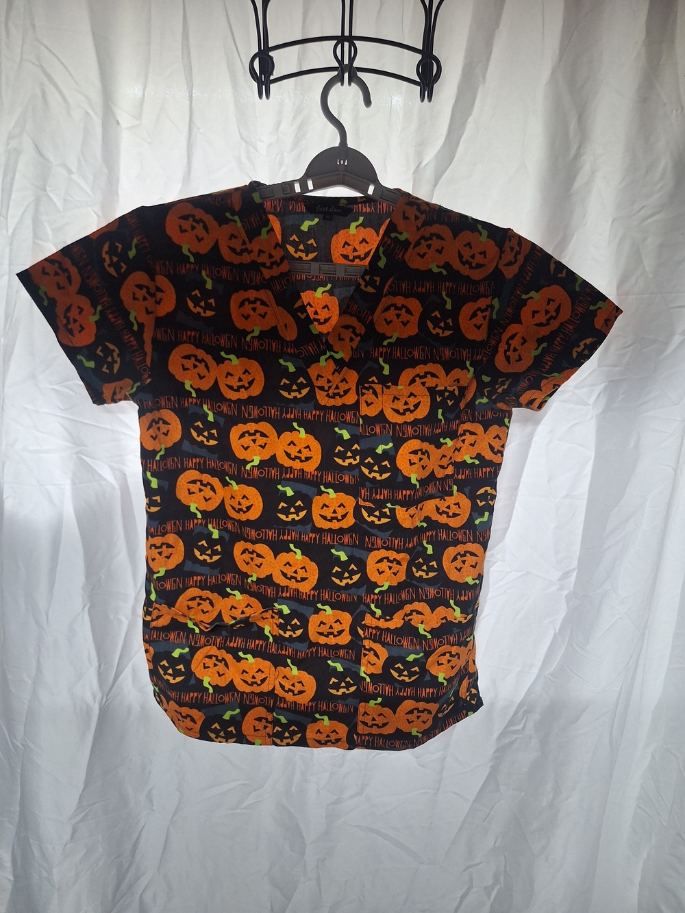 Just Love Halloween Pumpkin Print Short Sleeve Tee - Black & Orange Scrub Top